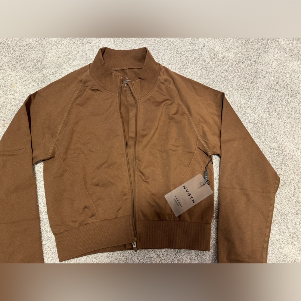 NVGTN seamless crop jacket New with tags